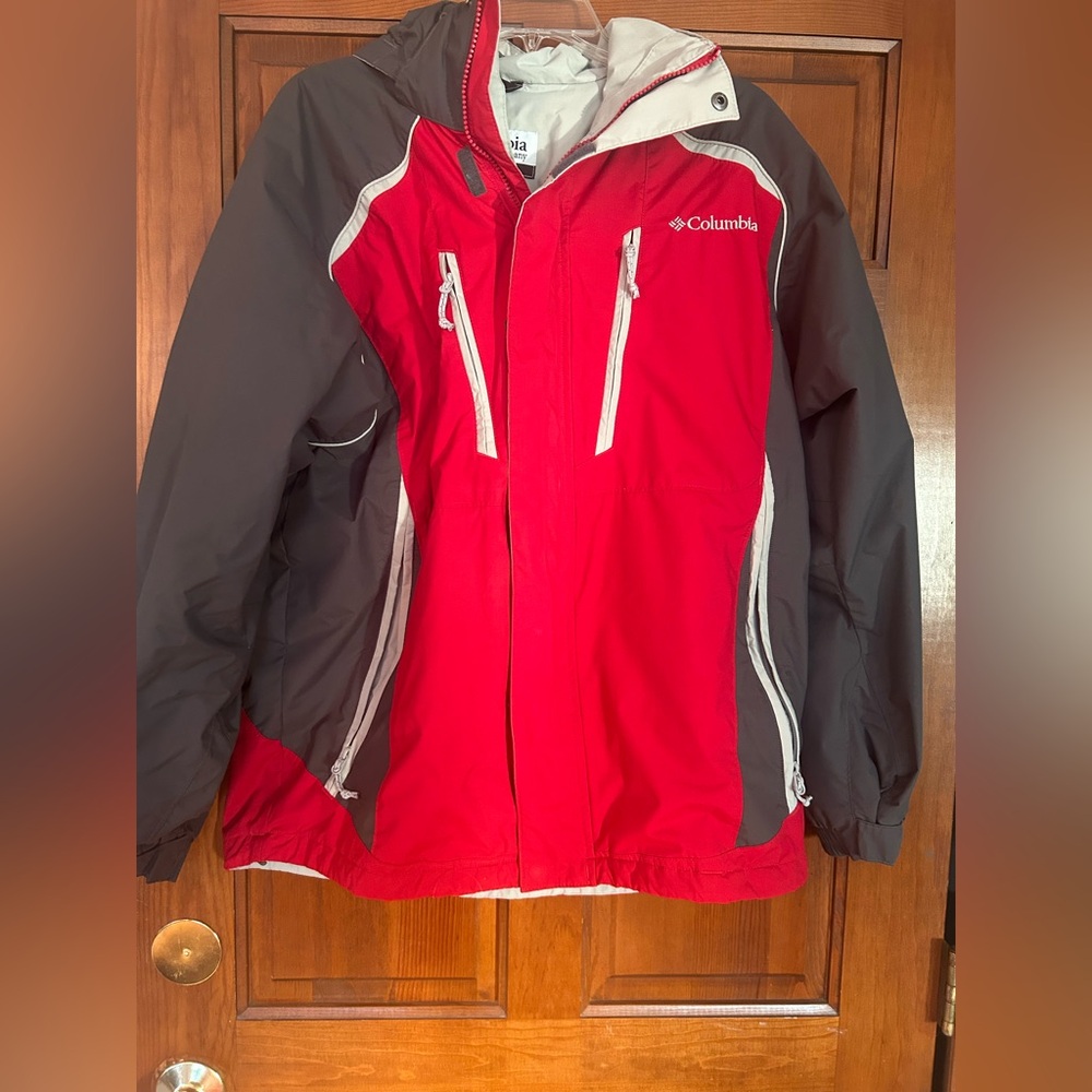 Columbia men’s Interchange outer jacket only size medium.